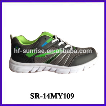 Latest model athletic sport shoe